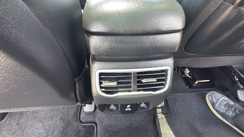 Used 2023 Hyundai Santa Fe Calligraphy AWD/4WD image 26