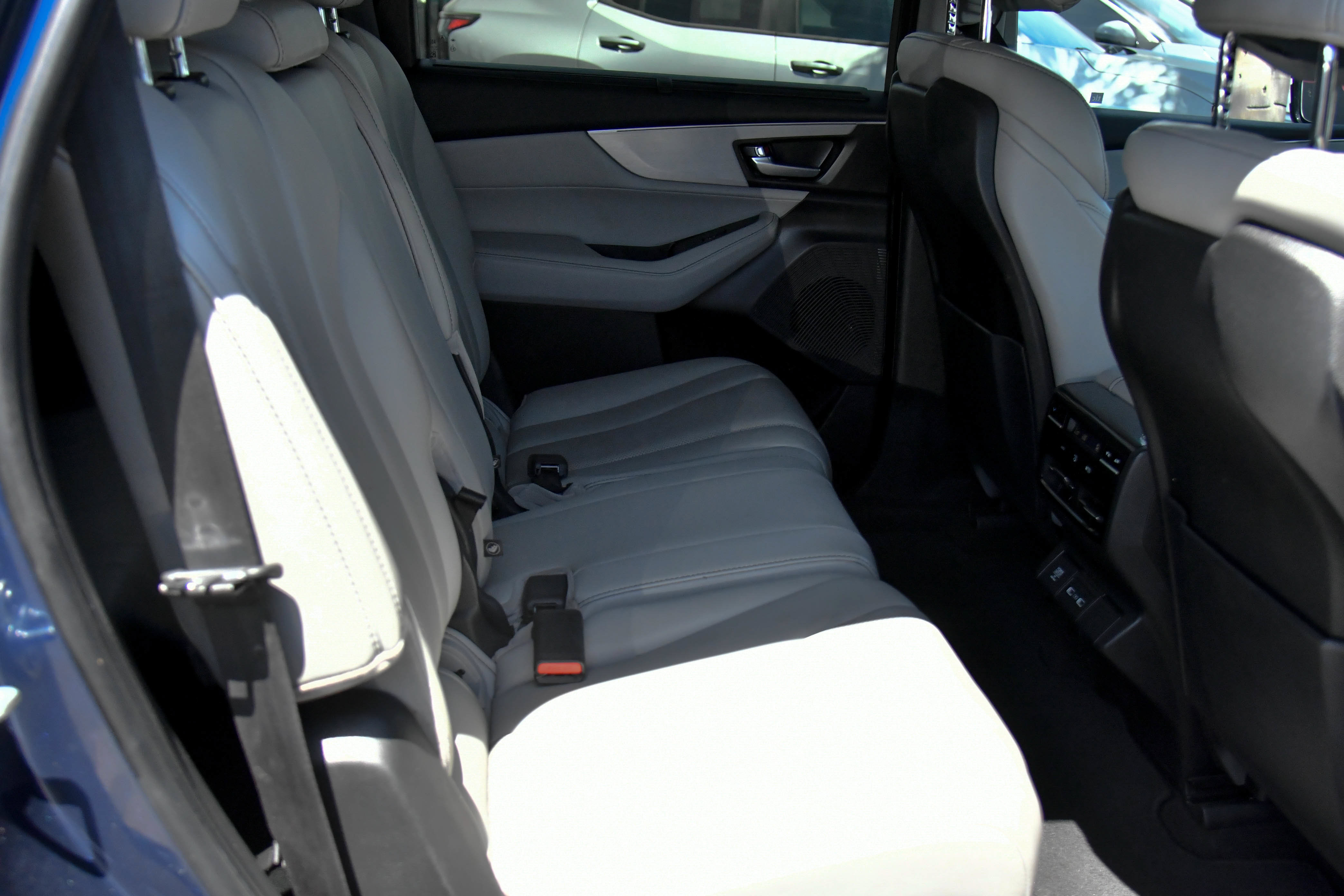 Used 2022 Acura MDX FWD w/ Technology Package image 52