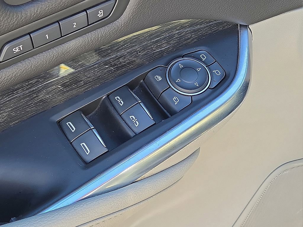 Used 2023 Cadillac XT4 Premium Luxury image 24