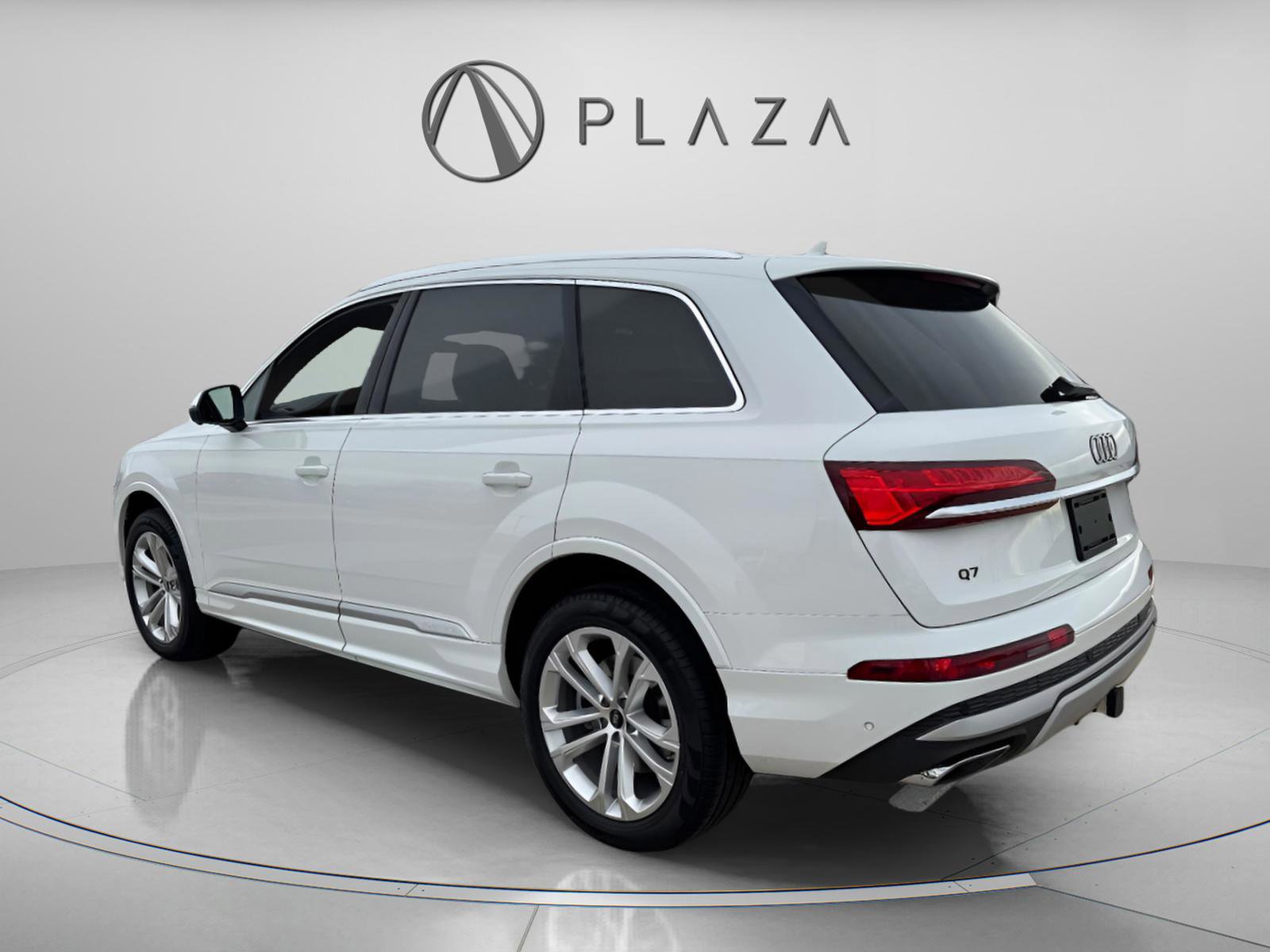Used 2025 Audi Q7 3.0T Premium Plus w/ Premium Plus Package image 3
