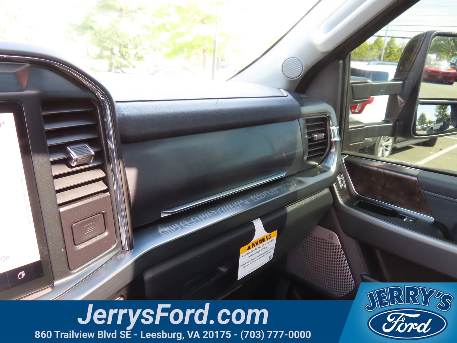 Used 2026 Ford F250 Lariat w/ Tremor Off-Road Package AWD/4WD image 28