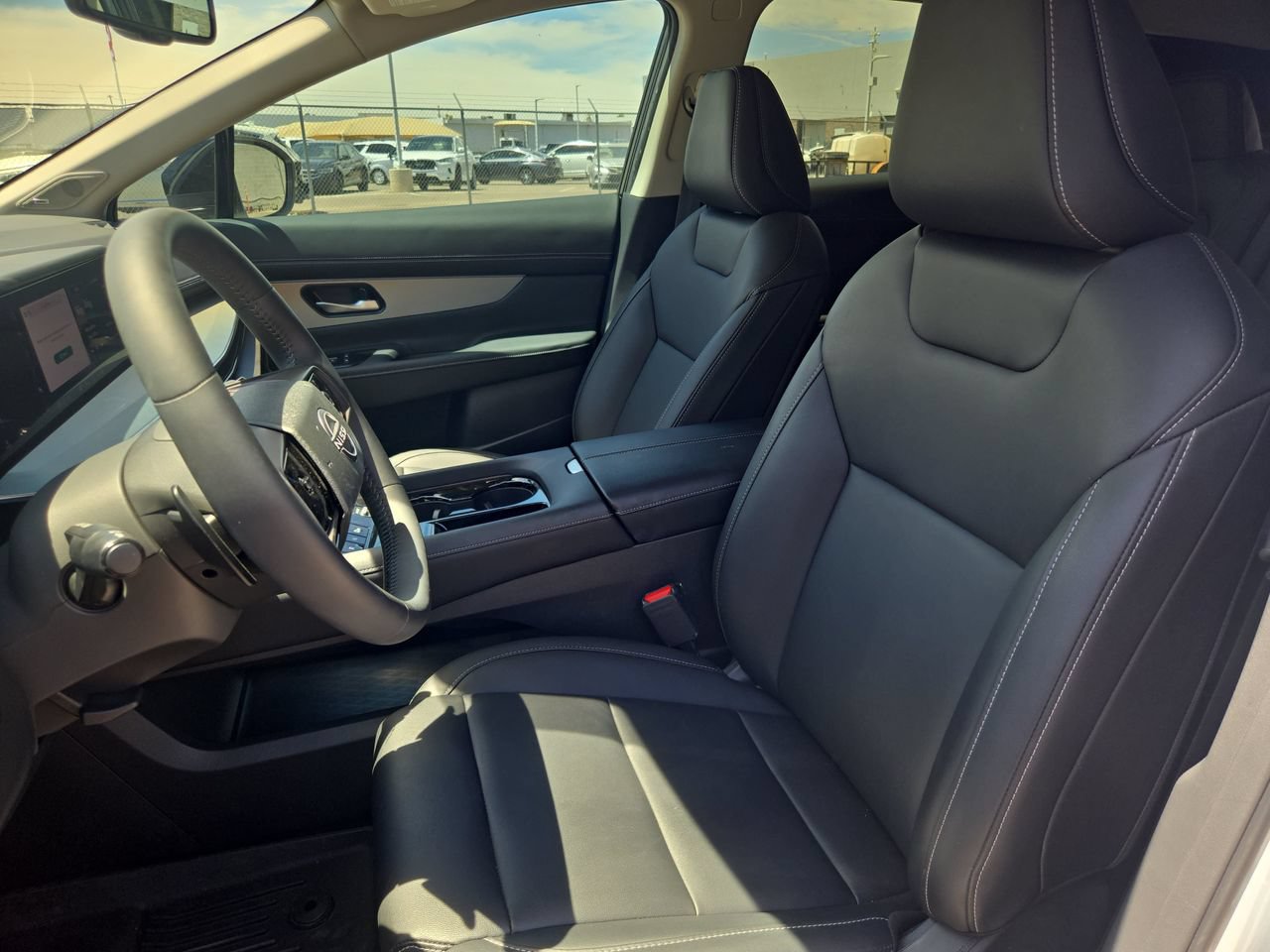 Used 2025 Nissan Murano SL AWD/4WD image 15