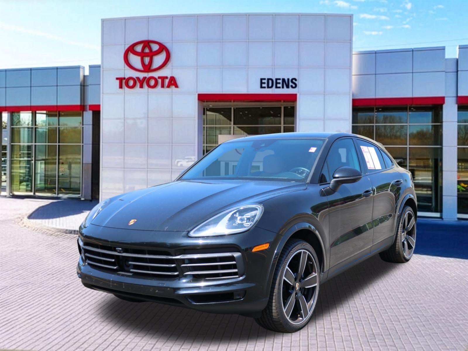 Used 2023 Porsche Cayenne Platinum Edition AWD/4WD image 11