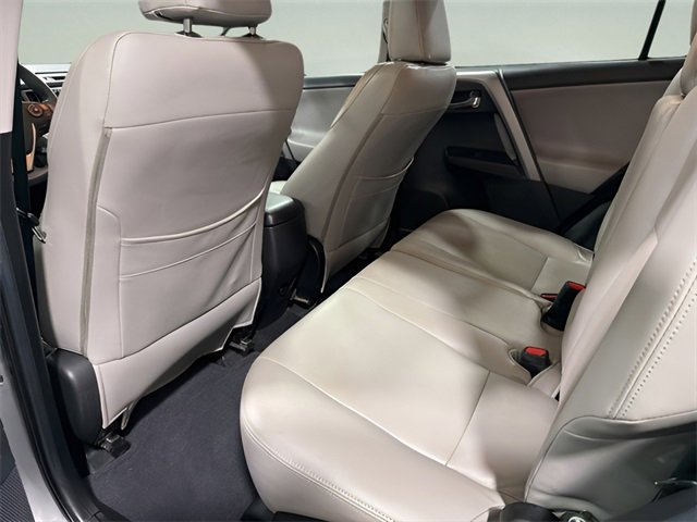 Used 2018 Toyota RAV4 XLE image 30