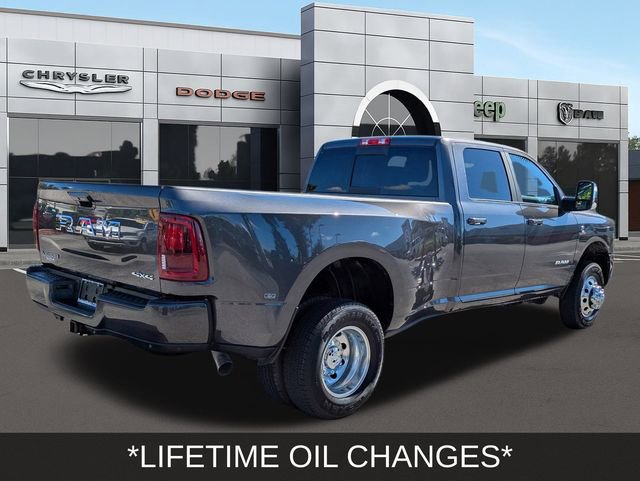 Used 2025 RAM 3500 Laramie image 3