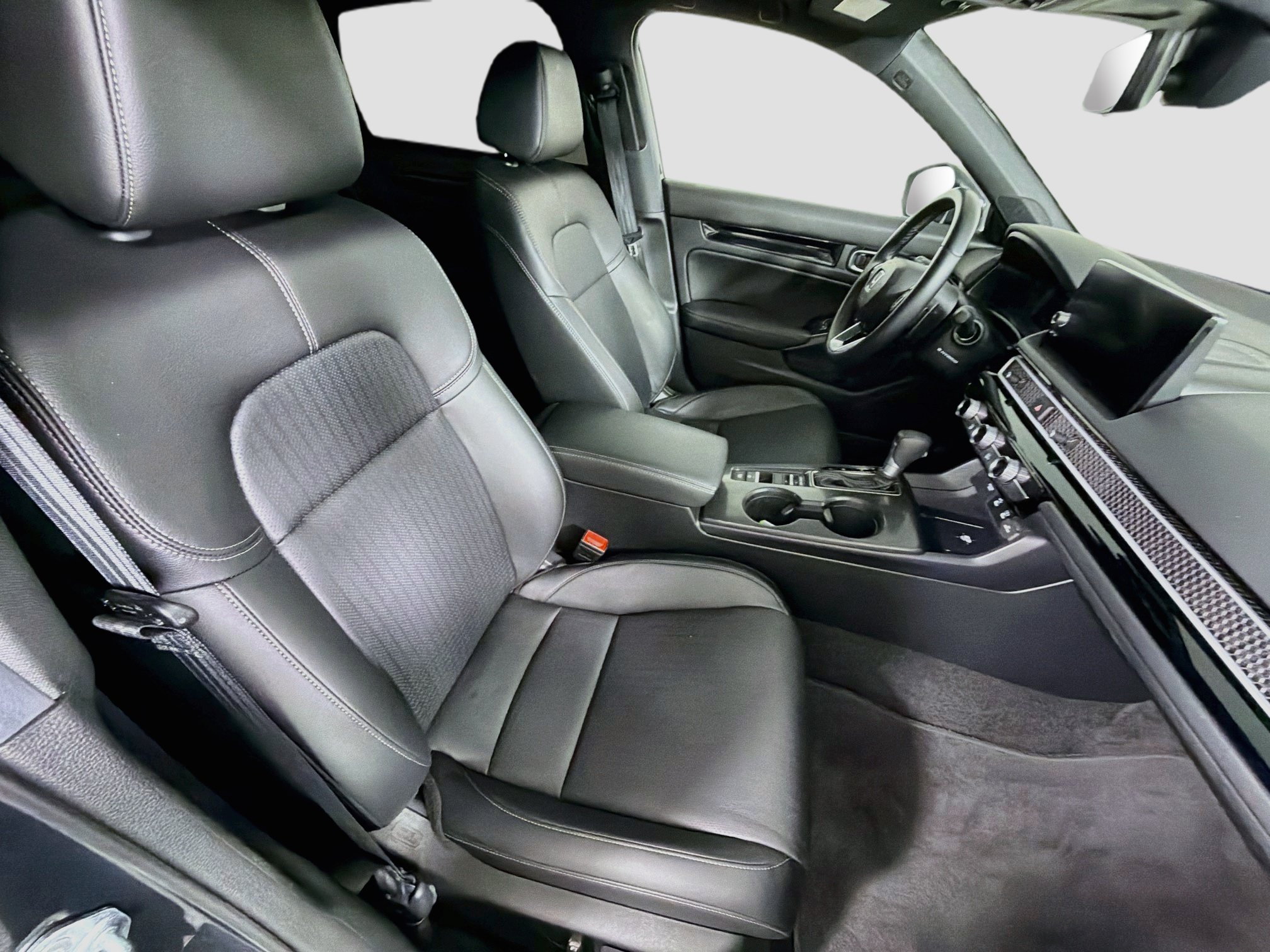 Used 2025 Honda Civic Sport image 31