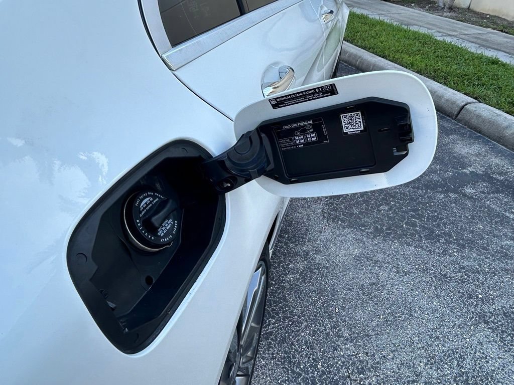 Used 2016 Mercedes-Benz C 300 Sedan image 34