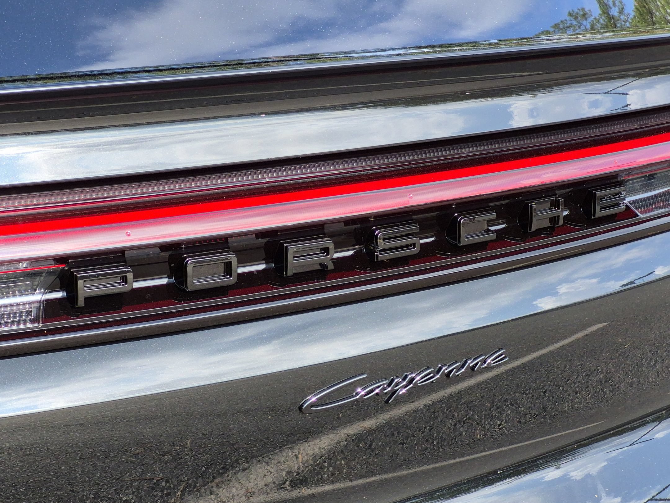 New 2026 Porsche Cayenne Coupe AWD/4WD image 30