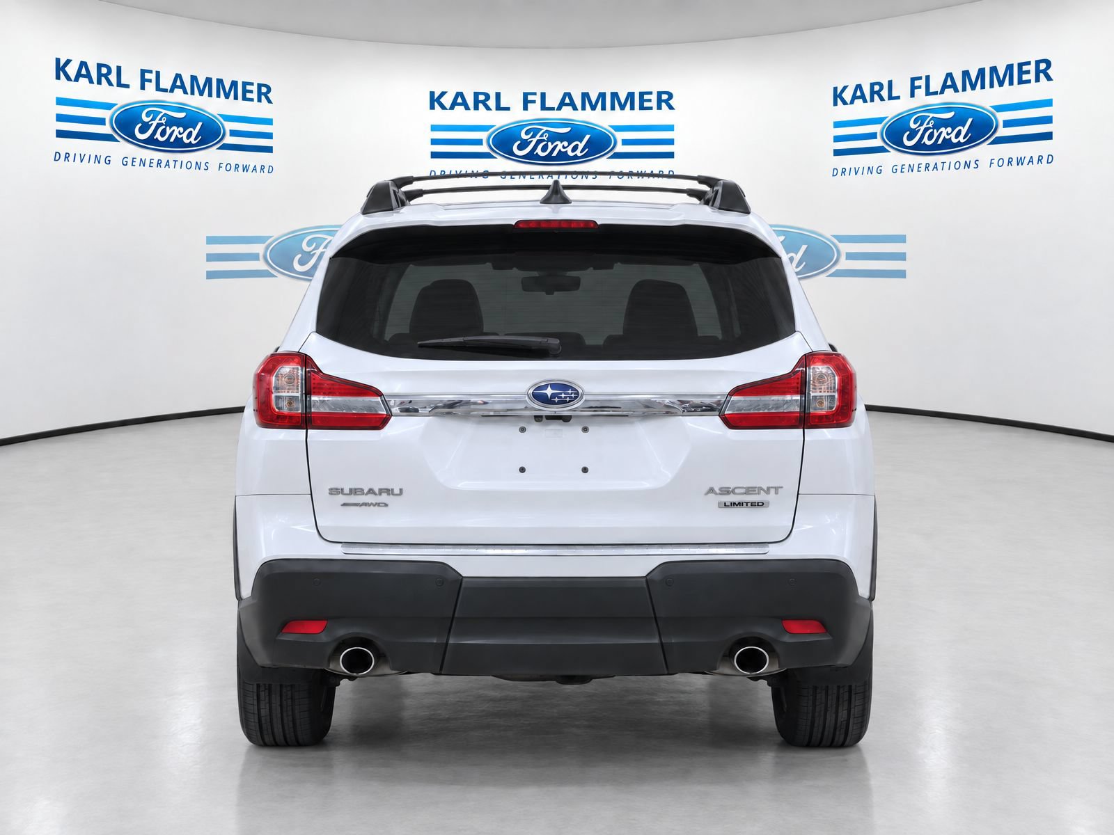 Used 2022 Subaru Ascent Limited w/ Technology Package AWD/4WD image 4