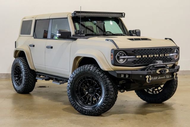 Used 2025 Ford Bronco Badlands AWD/4WD image 26
