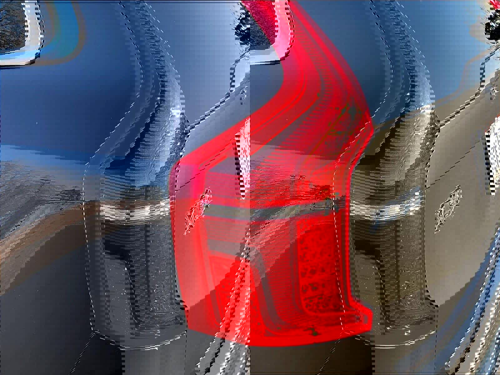 Used 2023 Volvo XC90 B6 Plus w/ Protection Package Premier image 33