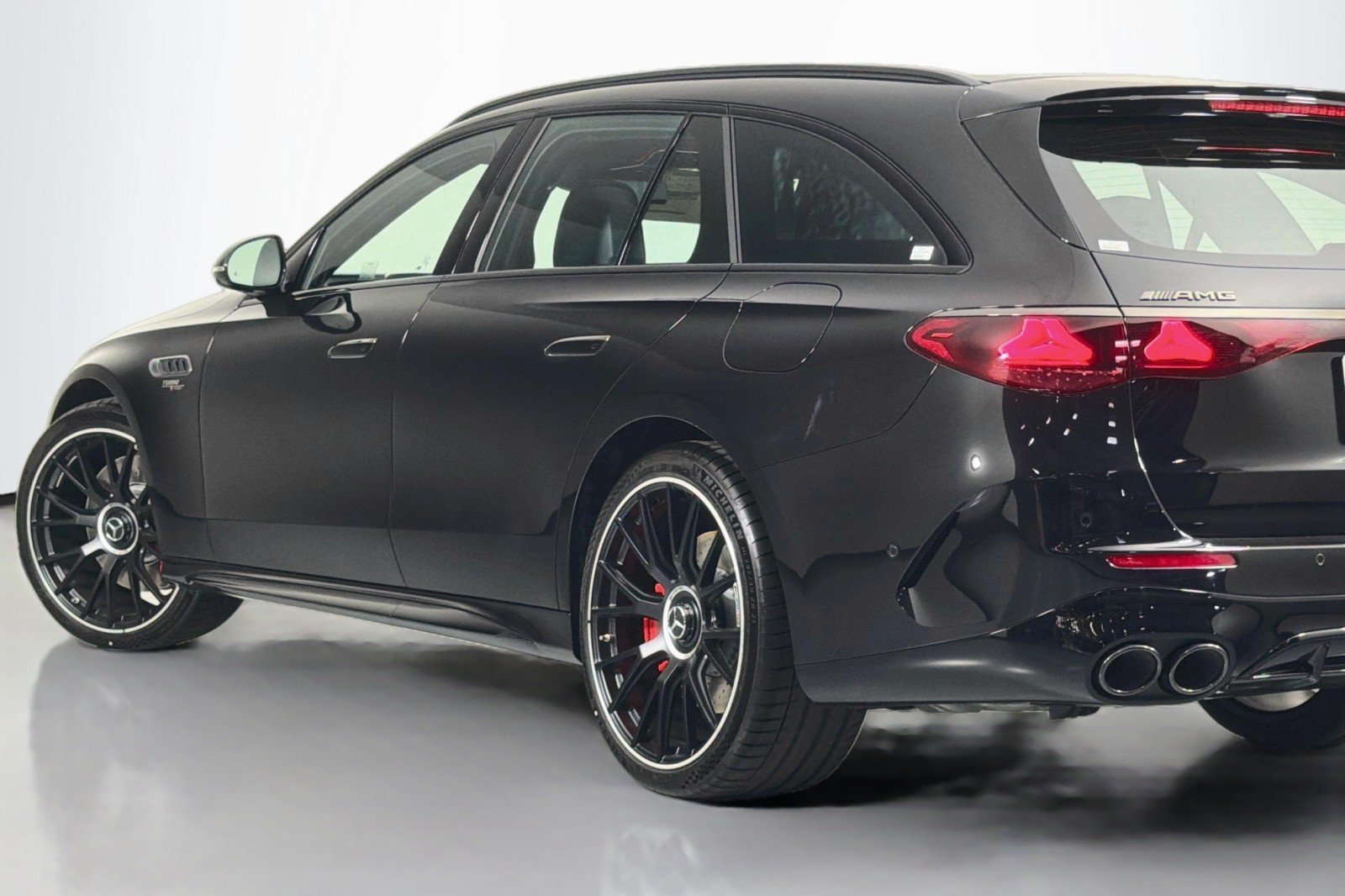 New 2026 Mercedes-Benz E 53 AMG e 4MATIC Wagon image 14