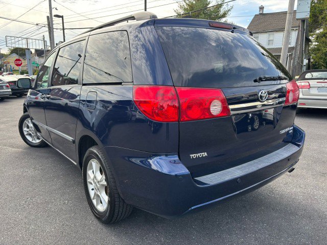 Used 2007 Toyota Sienna XLE Limited image 8