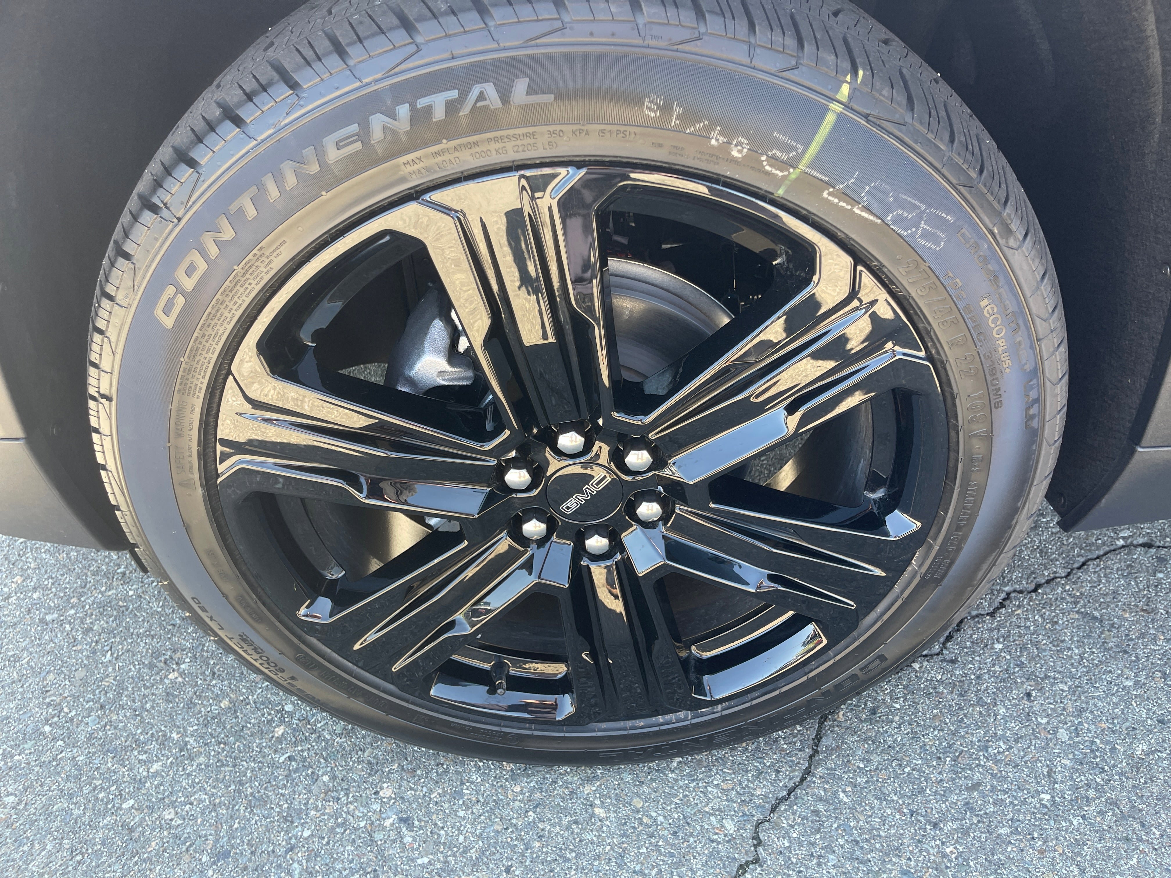 New 2026 GMC Acadia Elevation w/ Black Edition AWD/4WD image 19