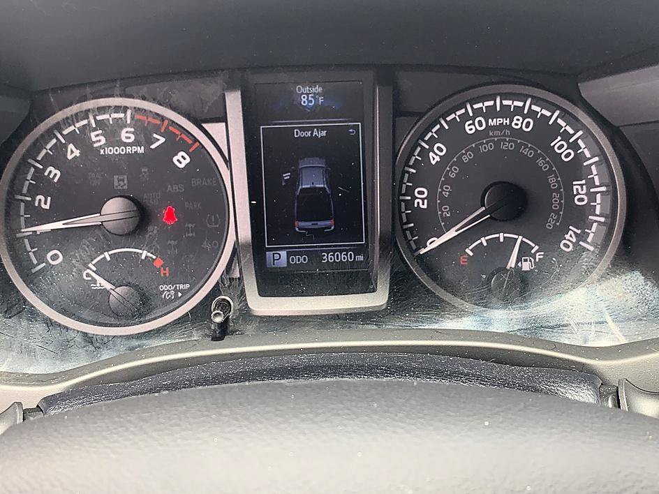Certified 2022 Toyota Tacoma TRD Off-Road w/ Technology Package AWD/4WD image 13