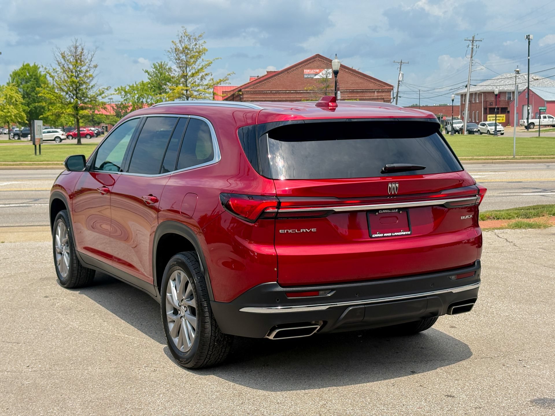 Used 2025 Buick Enclave Preferred w/ Power Package FWD image 10