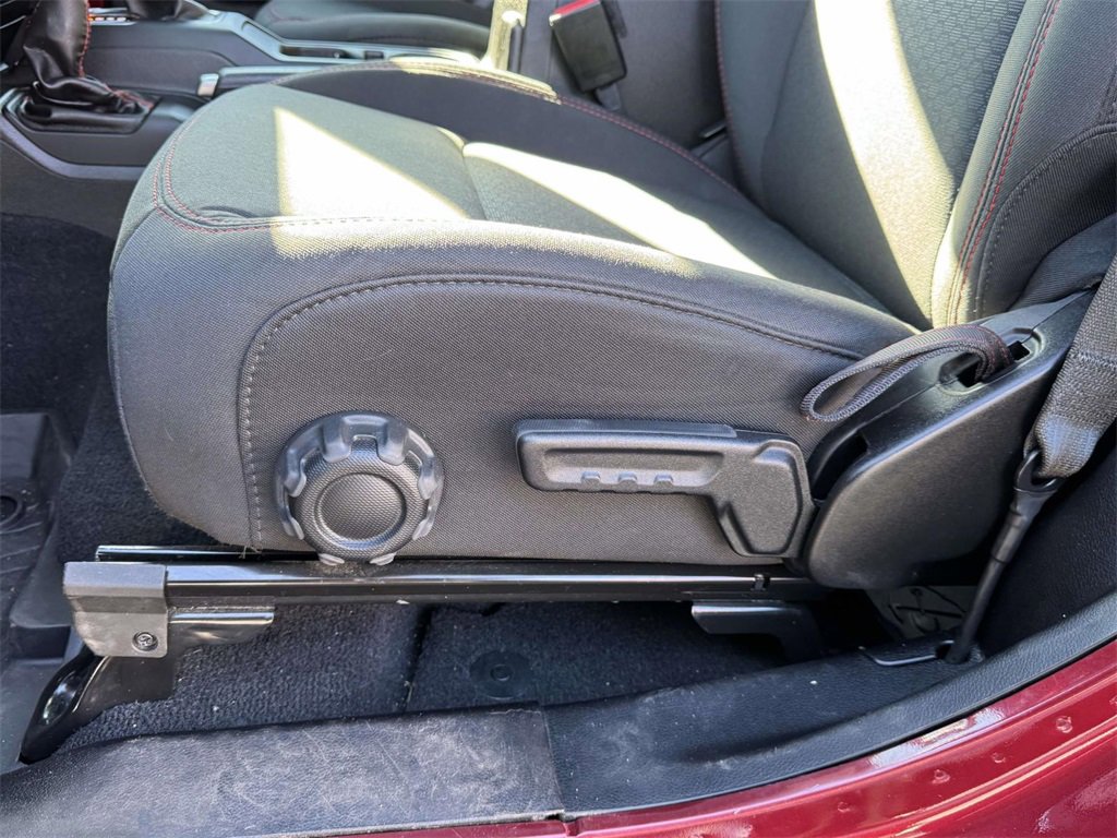 Used 2021 Jeep Wrangler Rubicon w/ Cold Weather Group image 18