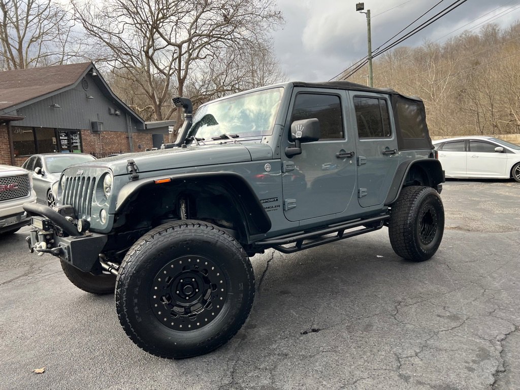 Used 2015 Jeep Wrangler Unlimited Sport image 30