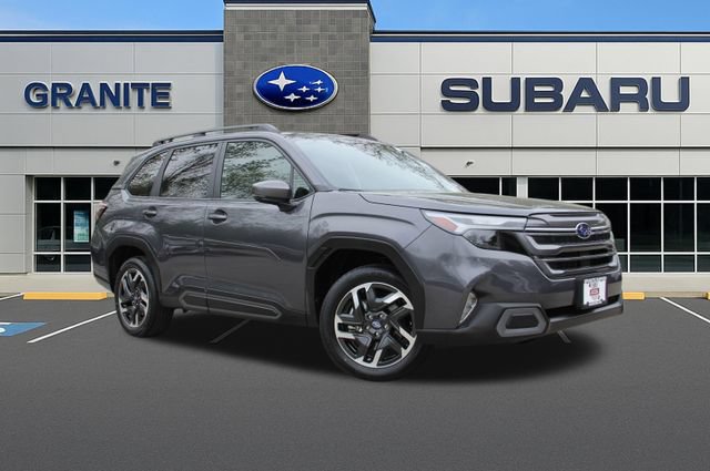 Used 2025 Subaru Forester Limited AWD/4WD image 4
