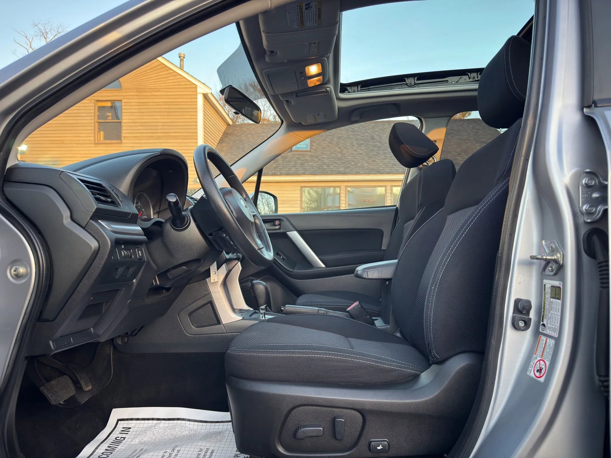 Used 2015 Subaru Forester 2.5i Premium w/ All-Weather Package AWD/4WD image 12