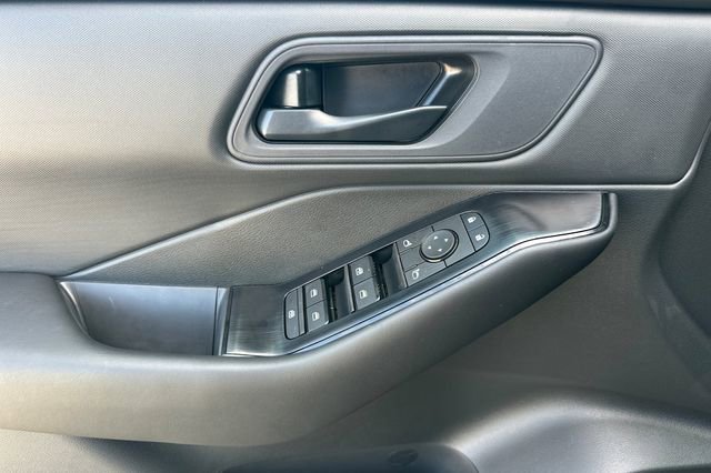 New 2026 Nissan Rogue S image 11