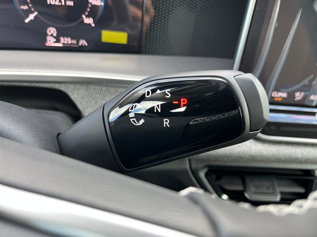 New 2026 Volkswagen Tiguan S image 15