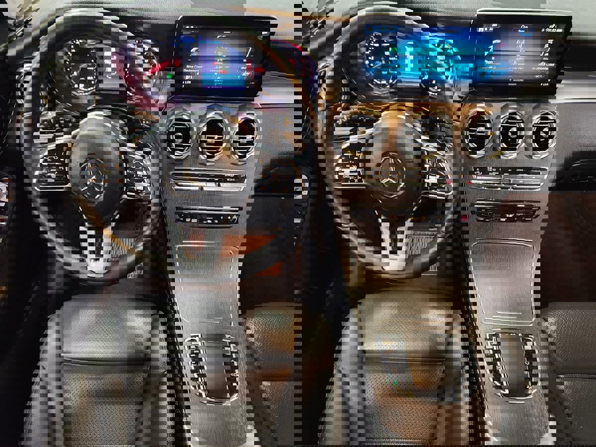 Used 2021 Mercedes-Benz GLC 300 image 47