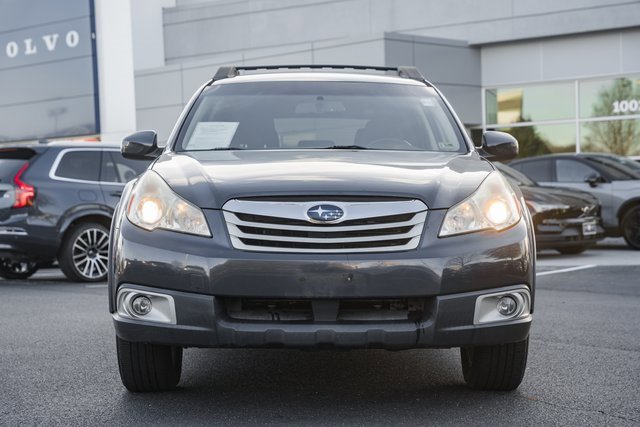 Used 2010 Subaru Outback 2.5i Premium image 2