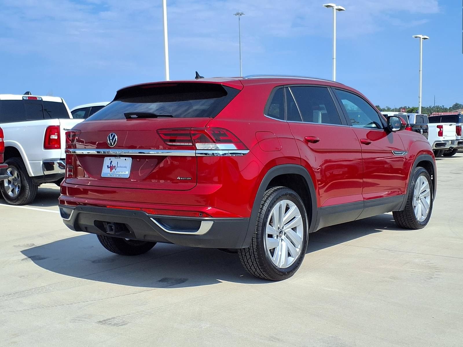 Used 2023 Volkswagen Atlas Cross Sport SE AWD/4WD image 6