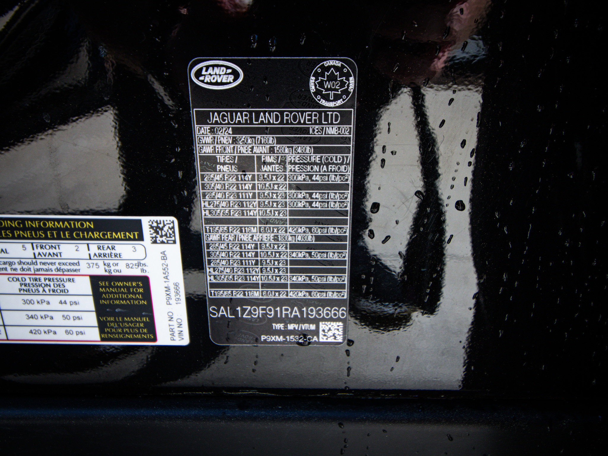 Used 2024 Land Rover Range Rover Sport AWD/4WD image 35