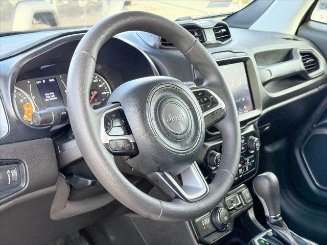 Certified 2023 Jeep Renegade Limited image 6