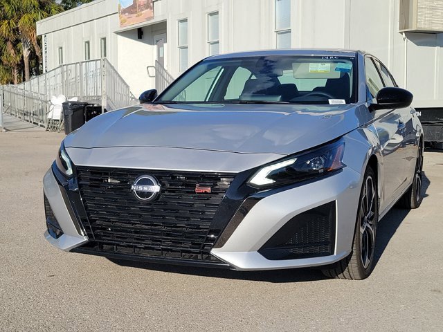 Certified 2025 Nissan Altima 2.5 SR w/ SR Premium Package image 11