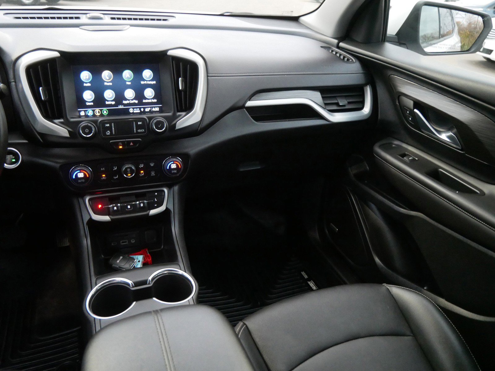 Used 2022 GMC Terrain SLT w/ Infotainment Package II image 14