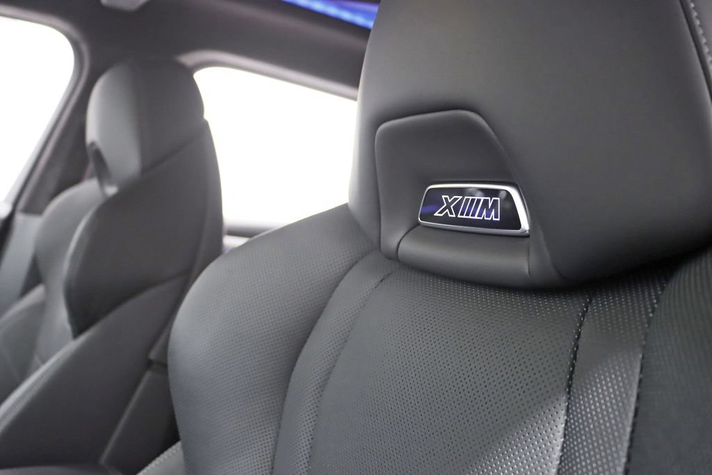 Used 2023 BMW XM AWD/4WD image 30