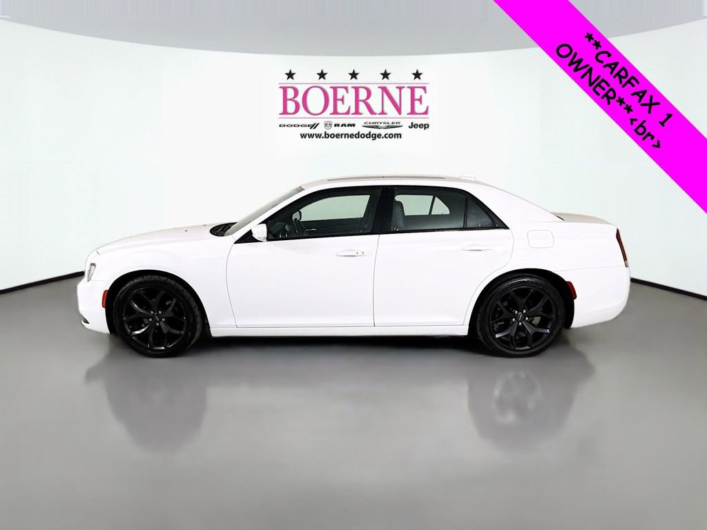 Used 2022 Chrysler 300 S image 4