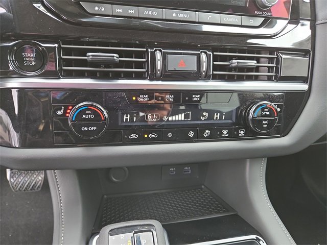 New 2025 Nissan Pathfinder SV w/ Black Appearance Package image 28