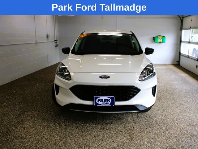 Used 2022 Ford Escape SE w/ Cold Weather Package AWD/4WD image 9