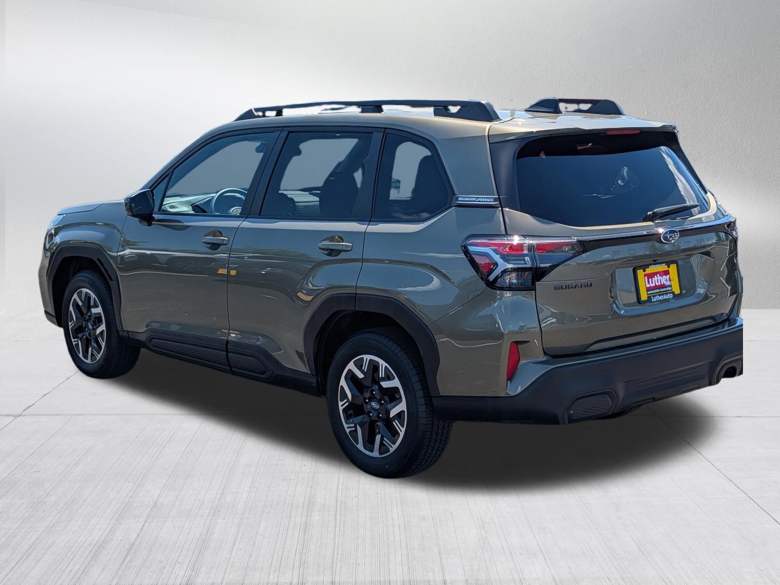 Certified 2025 Subaru Forester Premium AWD/4WD image 5