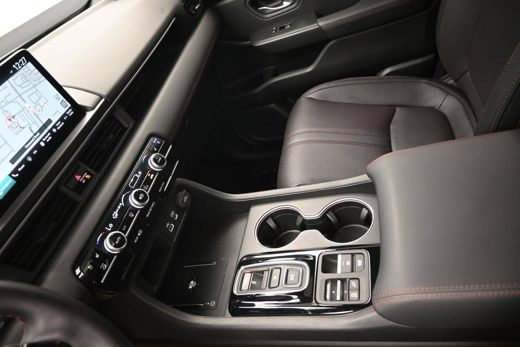 Used 2025 Honda Pilot Black Edition image 20