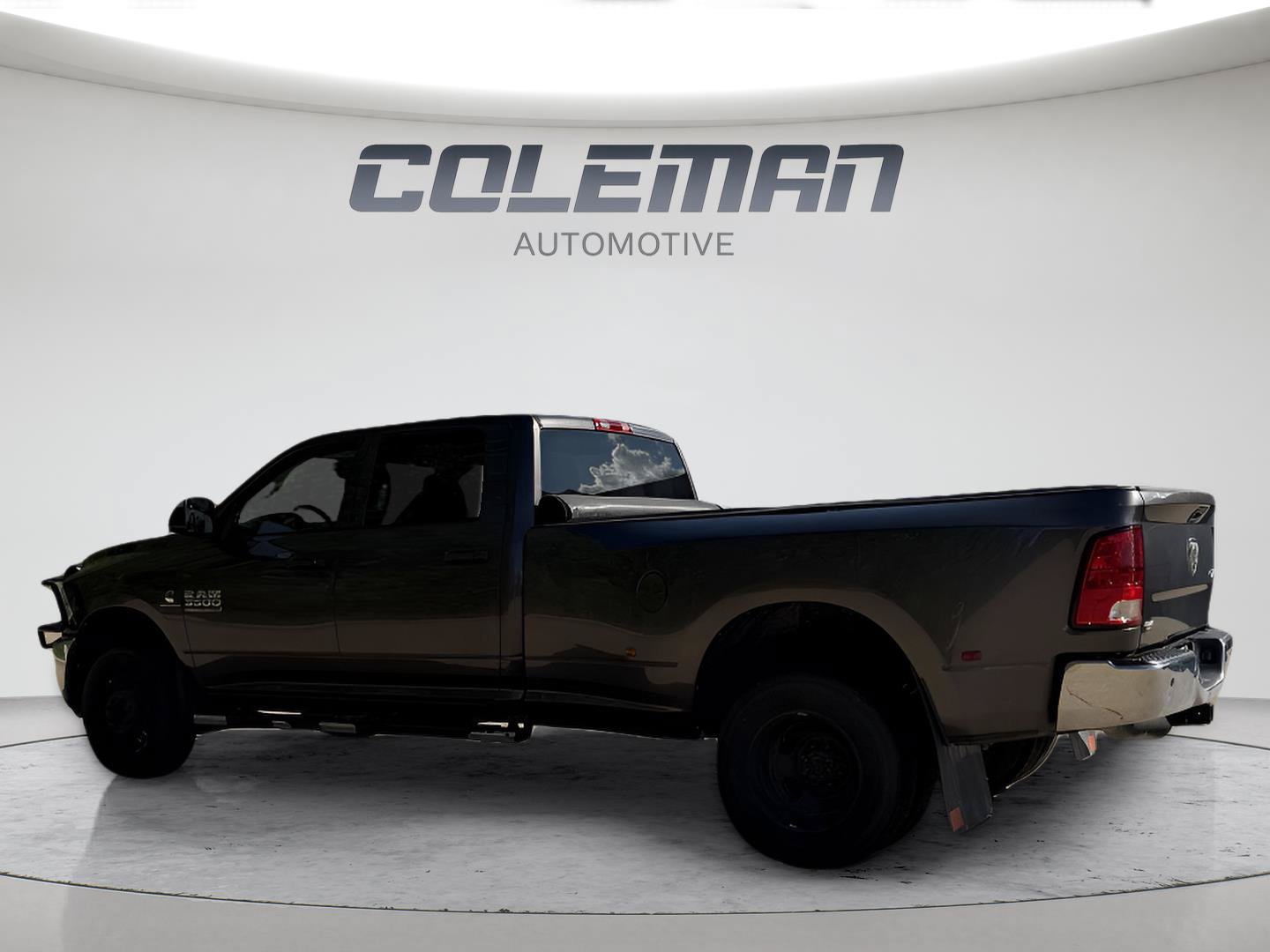 Used 2018 RAM 3500 Tradesman w/ Chrome Appearance Group AWD/4WD image 35