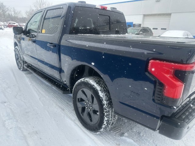 Used 2024 Ford F150 Lightning Lariat image 5