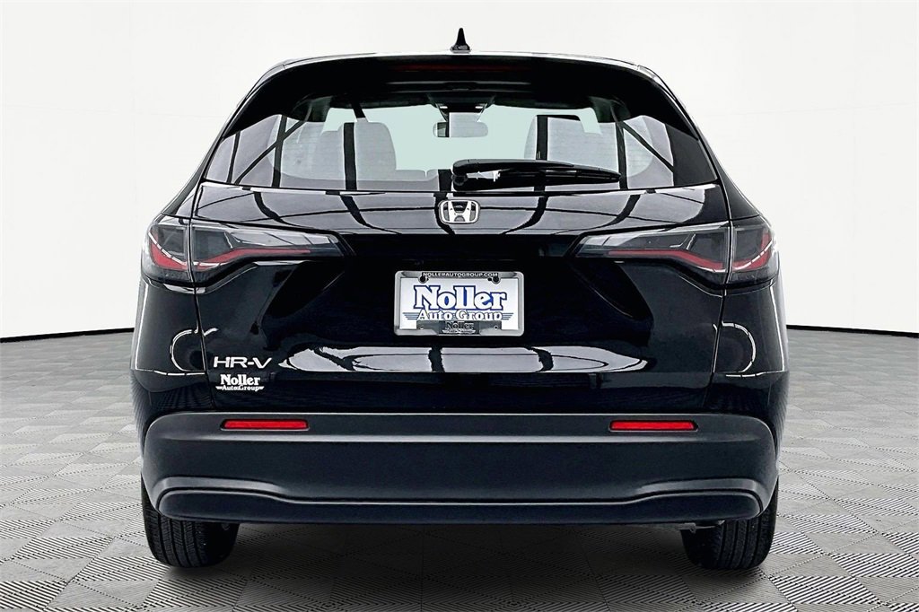 Used 2025 Honda HR-V LX image 4