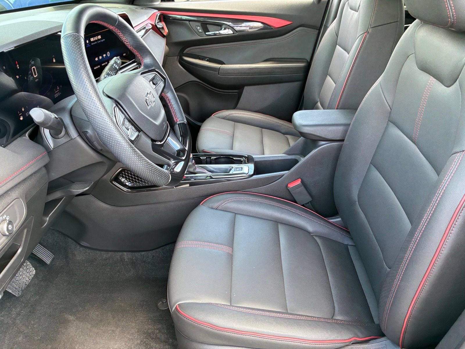 Used 2024 Chevrolet TrailBlazer RS w/ Driver Confidence Package FWD image 14