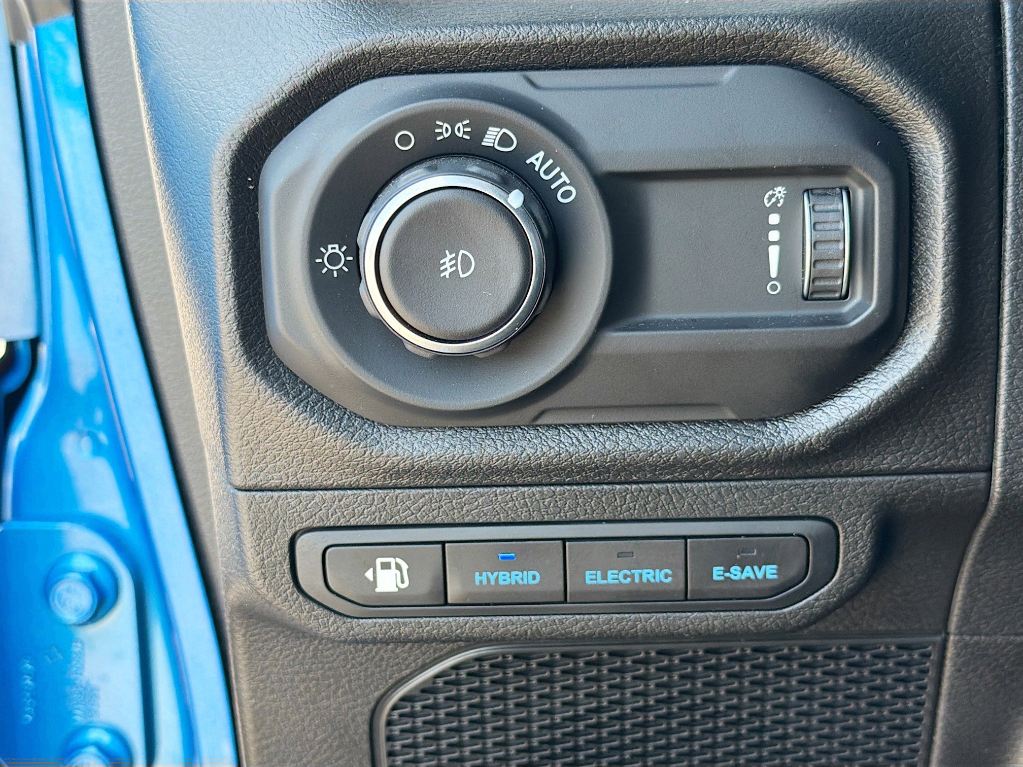 Used 2024 Jeep Wrangler Unlimited AWD/4WD image 34