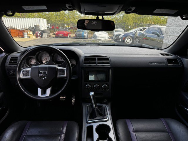 Used 2013 Dodge Challenger R/T RWD image 19