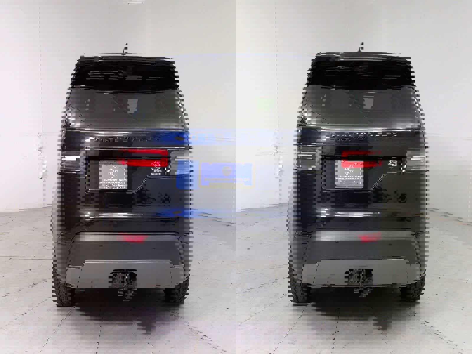 Used 2020 Land Rover Discovery HSE image 5