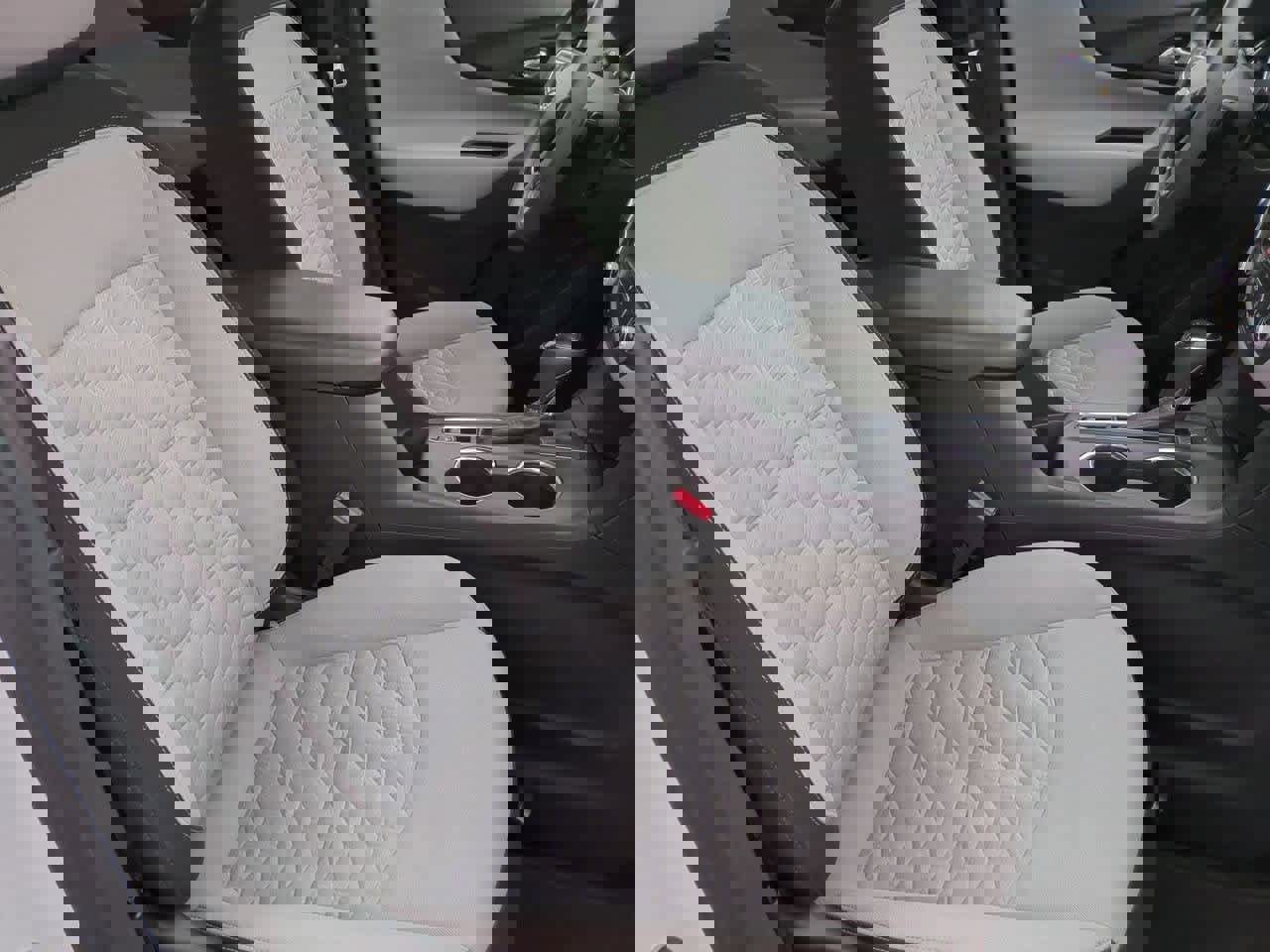 Used 2021 Chevrolet Equinox LS image 21