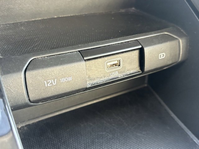 Used 2020 Kia Telluride S w/ S 8 Passenger Seating Package image 31