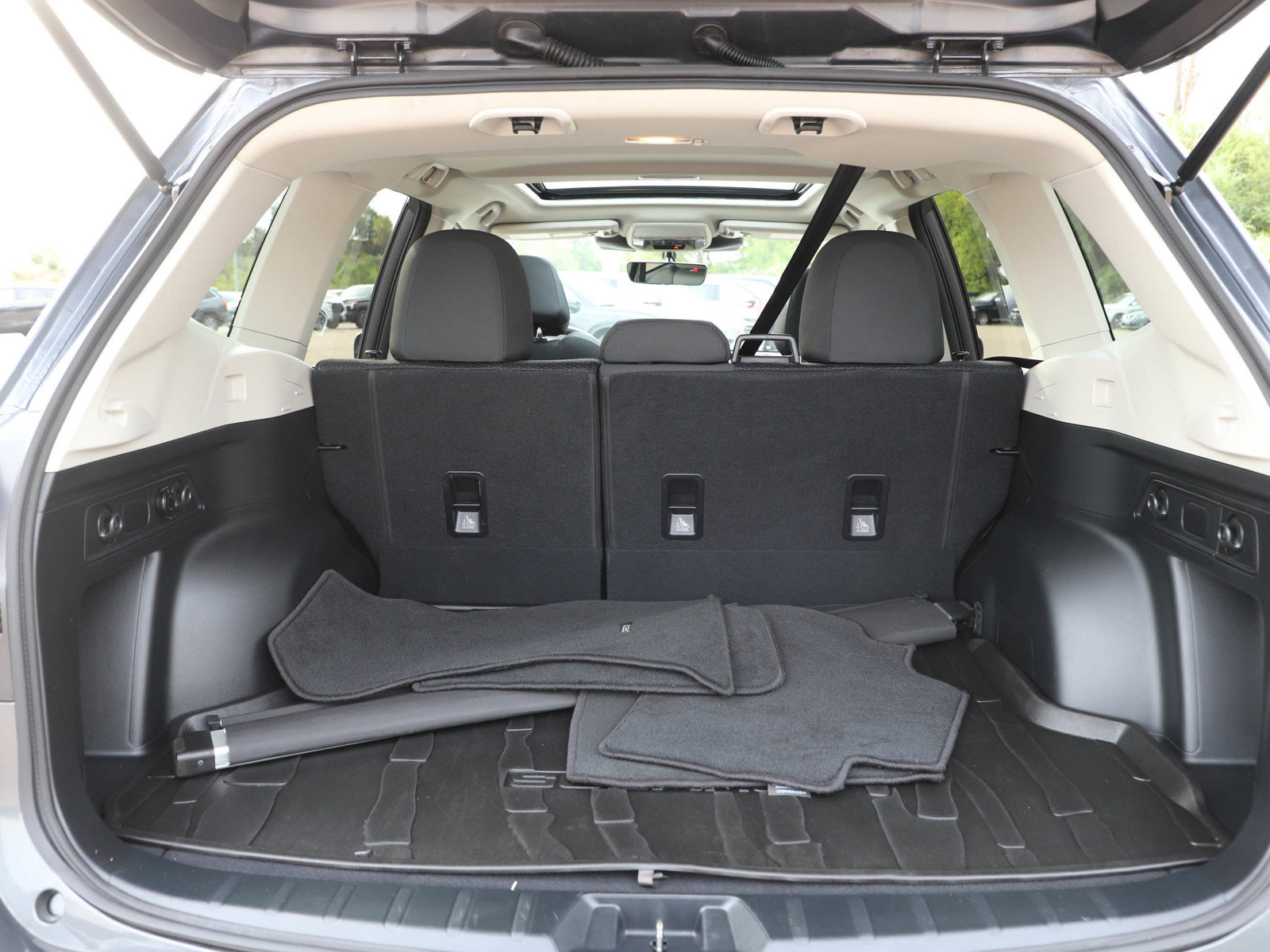 Used 2024 Subaru Forester Premium AWD/4WD image 13
