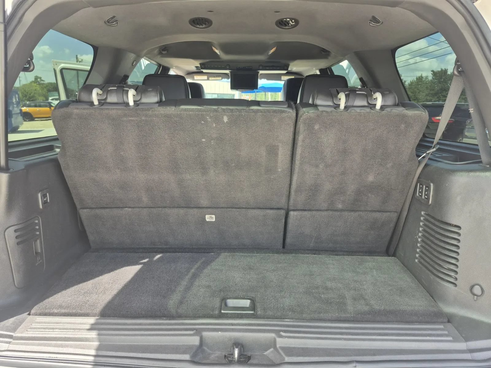 Used 2010 Ford Expedition Limited RWD image 27
